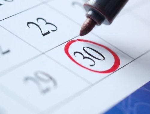 ¿Cómo afectan las vacaciones del personal en la gestión de edificios y condominios?