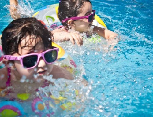 Piscinas, quinchos y visitas: los acuerdos que conviene revisar antes del verano